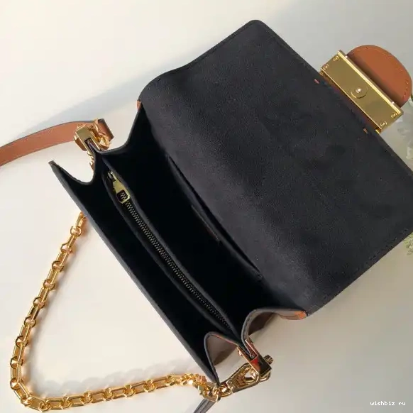 WIS Dauphine Louis Mini（2019 Spring Show） Vuitton 0529